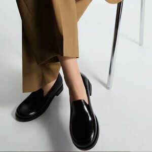 ❤️ COS BLACK LEATHER MOCCASIN LOAFERS 37 MODERN SILHOUETTE WARDROBE STAPLE